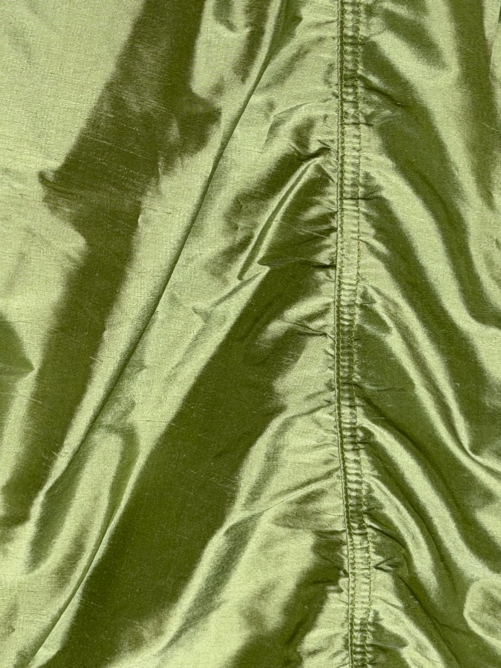 NWT: Areli Collection Green Silk A-Line Midi Skirt  Size 10 - Picture 2 of 11